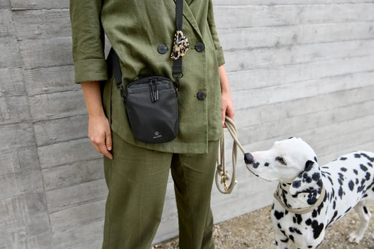 Leckerlibeutel Greta Schwarz Palopa