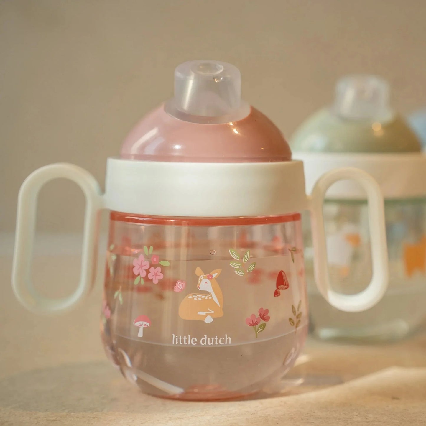 Auslaufsicherer rosa Trinklernbecher Mepal Mio Fairy Garden Little Dutch