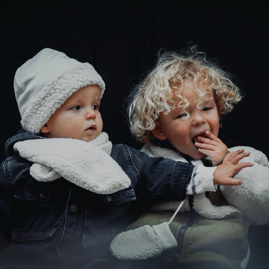 Cloby Teddyfell weiß Set Mütze, Schal und Fäustlinge 6-12 Monate