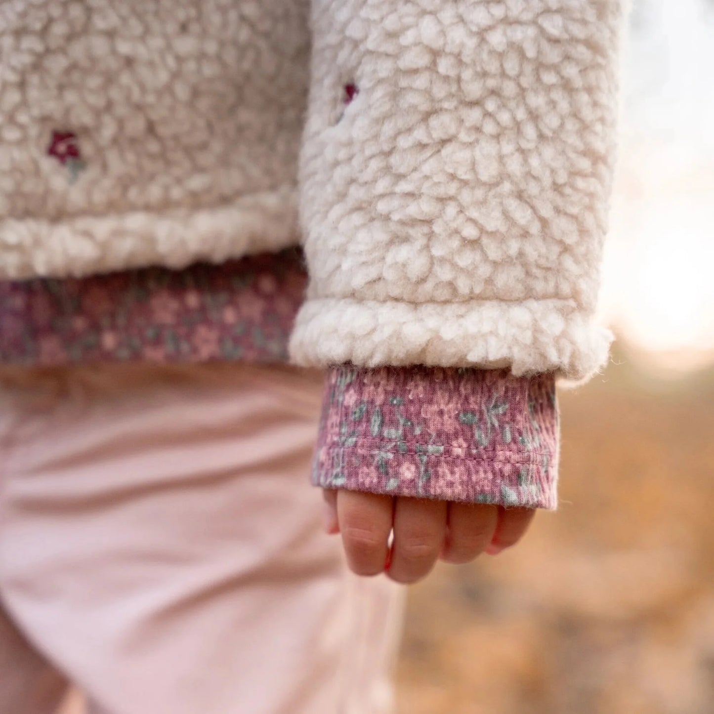 Little Dutch Hemd mit langen Ärmeln Rosa Blumen Fairy Garden
