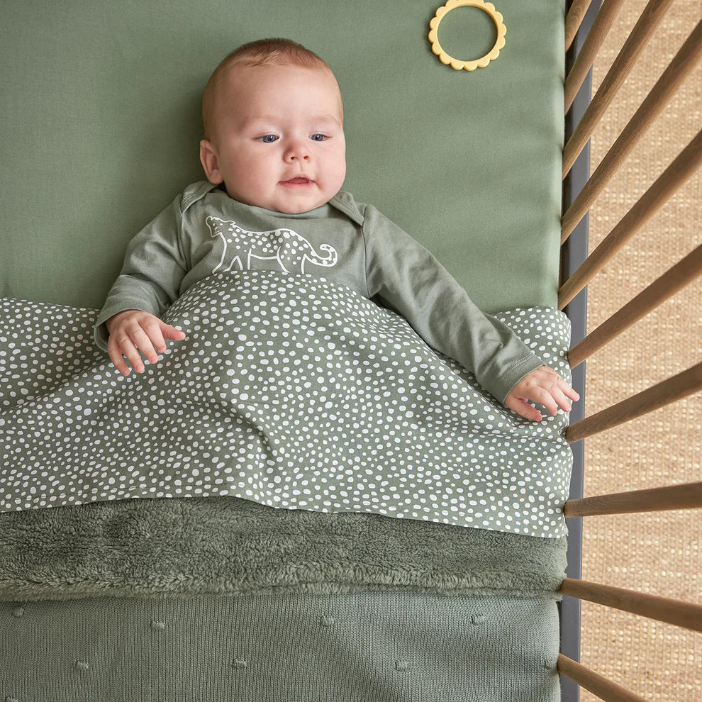 Decke Mini Knoten Teddy Waldgrün 2.0 TOG Meyco