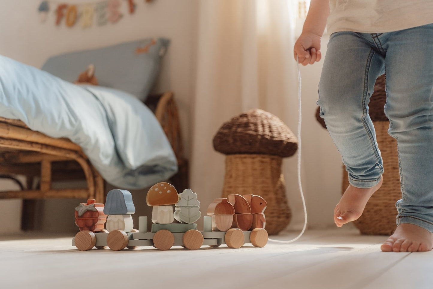 Holz Zug Eichhörnchen Forest Friends "Zur Taufe"  Little Dutch