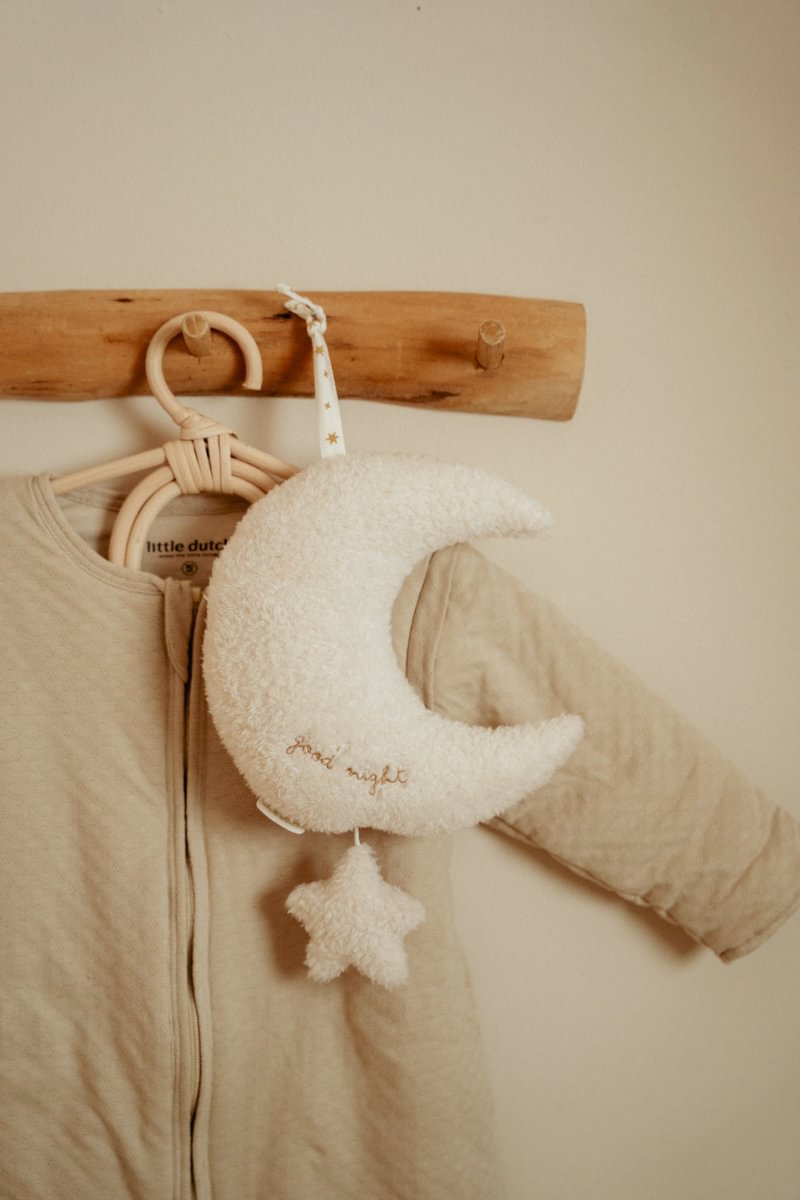 Spieluhr Mond Newborn Naturals Little Dutch