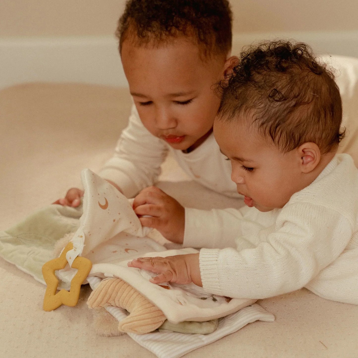 Little Dutch Aktivitätenbuch Newborn Naturals