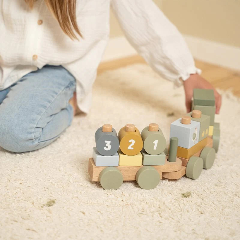 Little Dutch Holz Eisenbahn mit Steck Formen Traktor Little Farm