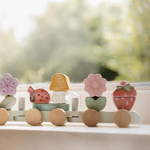 Little Dutch rosa Holz Eisenbahn mit Steck-Formen Igel - Fairy Garden