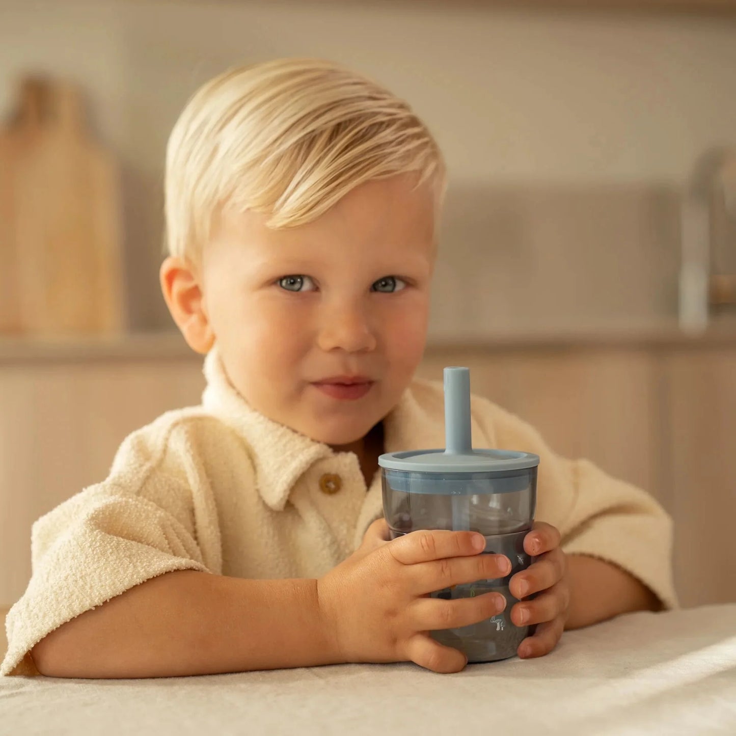 Little Dutch Kinder Trinkglas blau Mio 250ml mit Trinkhalm Mepal Forest Friends